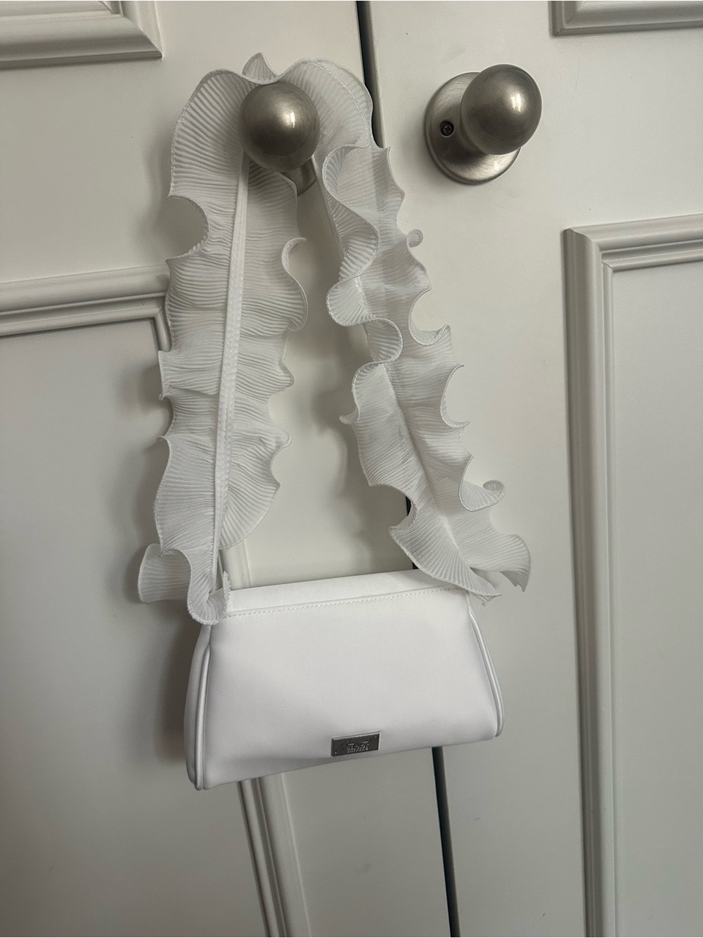 NWT Jewel by Badgley Mischka Ruffle bag